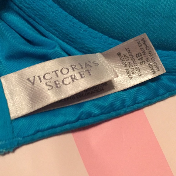 ♦️SOLD♦️Victoria’s Secret Racerback Bra - Picture 3 of 3